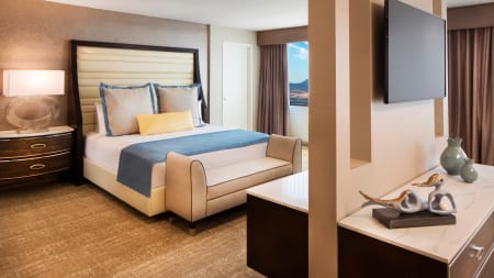 Essential Heroes Hotel Special Grand Sierra Resort